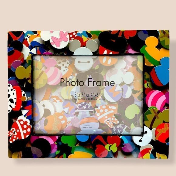 NIB Disney Parks Frame - Picture 1 of 4